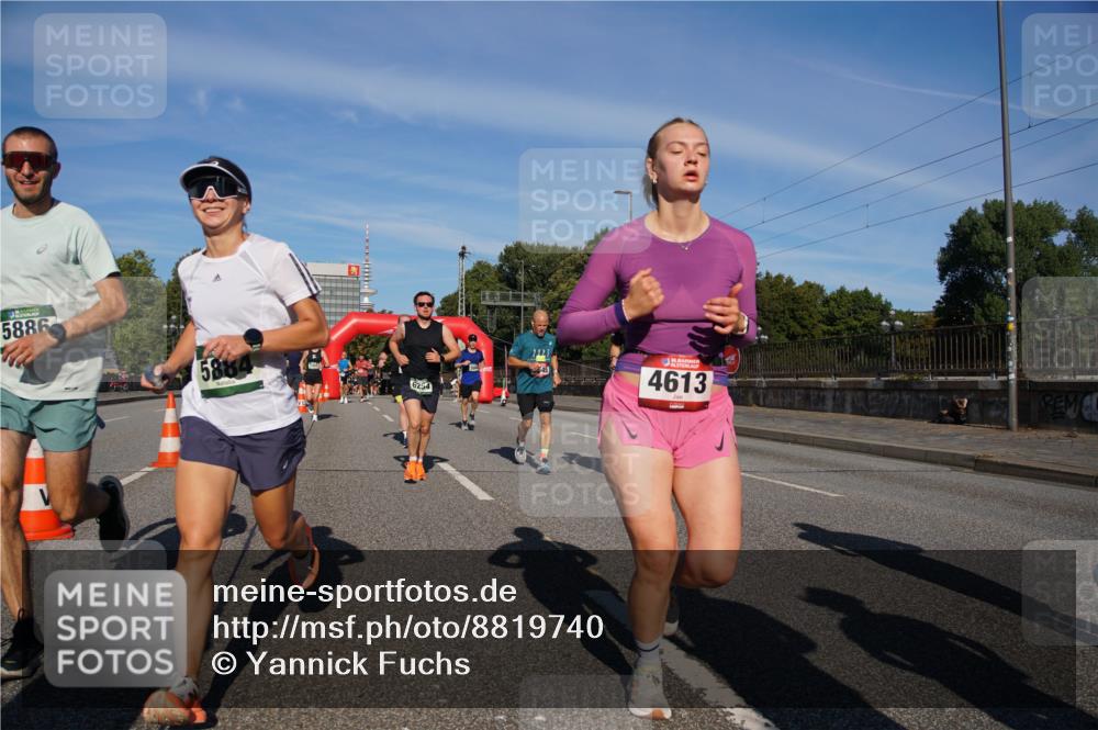 07.09.2025 - BARMER Alsterlauf Yannick Fuchs http://msf.ph/oto/8819740 07.09.2025 09:44:29 Laufen 5886, 5884, 4613 meine-sportfotos.de