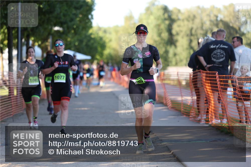07.09.2025 - 19. Norderstedt Triathlon Michael Strokosch http://msf.ph/oto/8819743 07.09.2025 16:48:22 Laufen 414, 1077, 1093, 1613 meine-sportfotos.de