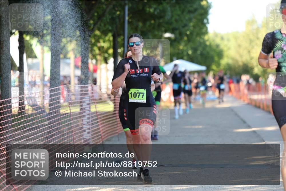 07.09.2025 - 19. Norderstedt Triathlon Michael Strokosch http://msf.ph/oto/8819752 07.09.2025 16:48:23 Laufen 414, 1077, 1093, 1613 meine-sportfotos.de