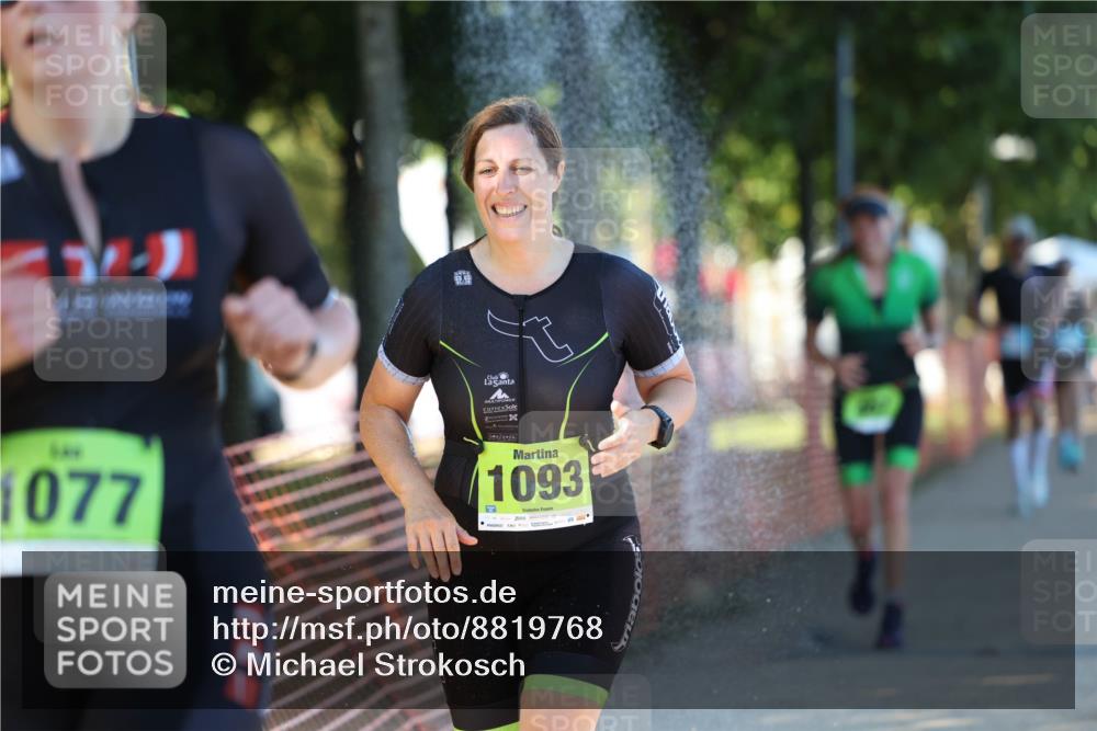 07.09.2025 - 19. Norderstedt Triathlon Michael Strokosch http://msf.ph/oto/8819768 07.09.2025 16:48:25 Laufen 414, 918, 1077, 1093, 1613 meine-sportfotos.de
