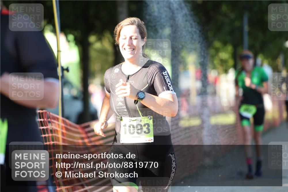 07.09.2025 - 19. Norderstedt Triathlon Michael Strokosch http://msf.ph/oto/8819770 07.09.2025 16:48:26 Laufen 414, 918, 1077, 1093, 1613 meine-sportfotos.de