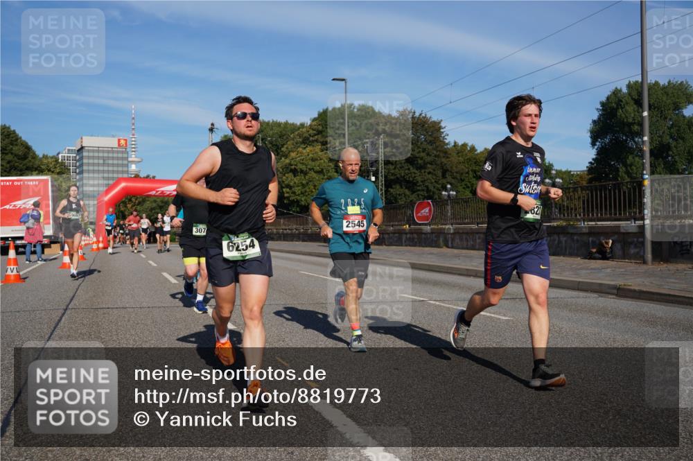 07.09.2025 - BARMER Alsterlauf Yannick Fuchs http://msf.ph/oto/8819773 07.09.2025 09:44:30 Laufen 307, 6254, 2545 meine-sportfotos.de