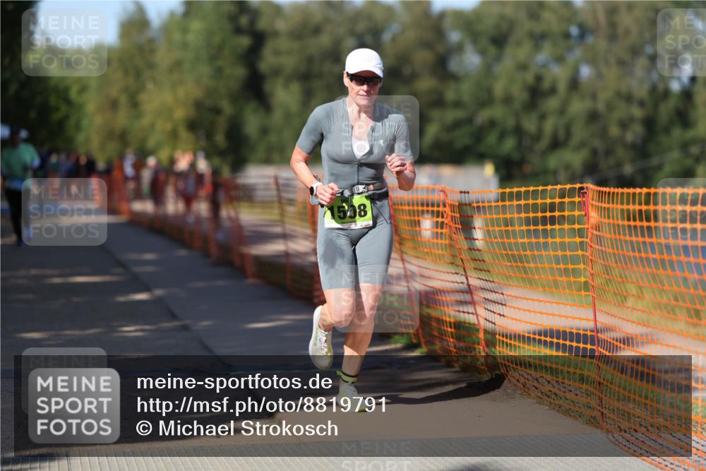 07.09.2025 - 19. Norderstedt Triathlon Michael Strokosch http://msf.ph/oto/8819791 07.09.2025 15:48:00 Laufen 888, 1507, 1508 meine-sportfotos.de