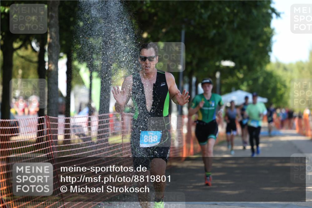 07.09.2025 - 19. Norderstedt Triathlon Michael Strokosch http://msf.ph/oto/8819801 07.09.2025 15:48:02 Laufen 452, 888, 905, 1507, 1508 meine-sportfotos.de