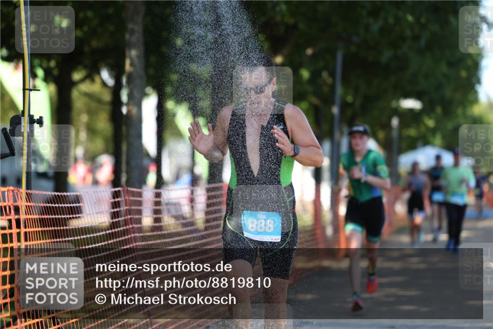 07.09.2025 - 19. Norderstedt Triathlon Michael Strokosch http://msf.ph/oto/8819810 07.09.2025 15:48:03 Laufen 452, 888, 905, 1507, 1508 meine-sportfotos.de