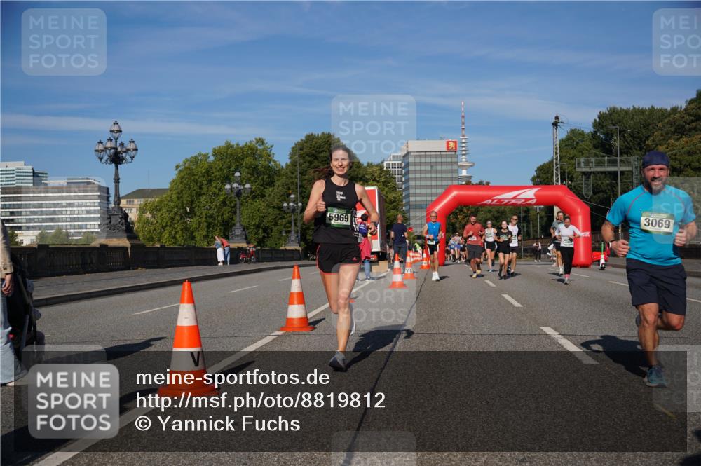 07.09.2025 - BARMER Alsterlauf Yannick Fuchs http://msf.ph/oto/8819812 07.09.2025 09:44:32 Laufen 3069, 5969 meine-sportfotos.de