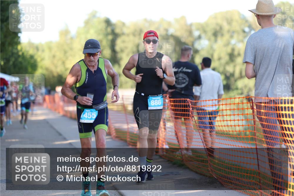 07.09.2025 - 19. Norderstedt Triathlon Michael Strokosch http://msf.ph/oto/8819822 07.09.2025 16:48:36 Laufen 886, 918, 923, 1103, 1455, 1575, 1589 meine-sportfotos.de