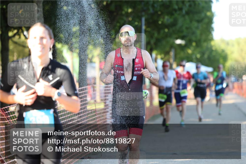 07.09.2025 - 19. Norderstedt Triathlon Michael Strokosch http://msf.ph/oto/8819827 07.09.2025 16:48:37 Laufen 886, 923, 938, 1103, 1455, 1575, 1589 meine-sportfotos.de
