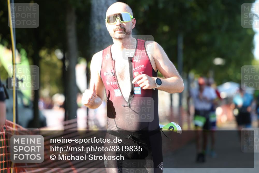 07.09.2025 - 19. Norderstedt Triathlon Michael Strokosch http://msf.ph/oto/8819835 07.09.2025 16:48:38 Laufen 886, 923, 938, 1103, 1455, 1575, 1589 meine-sportfotos.de