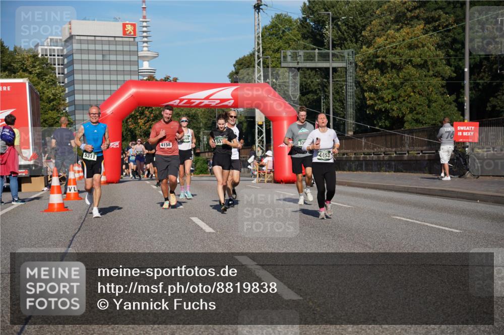 07.09.2025 - BARMER Alsterlauf Yannick Fuchs http://msf.ph/oto/8819838 07.09.2025 09:44:33 Laufen 5311, 4158, 099, 557, 4453, 76 meine-sportfotos.de