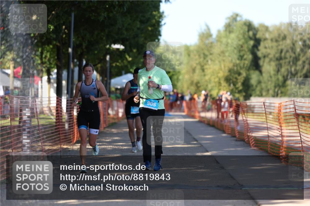 07.09.2025 - 19. Norderstedt Triathlon Michael Strokosch http://msf.ph/oto/8819843 07.09.2025 15:48:07 Laufen 365, 452, 905, 1507 meine-sportfotos.de