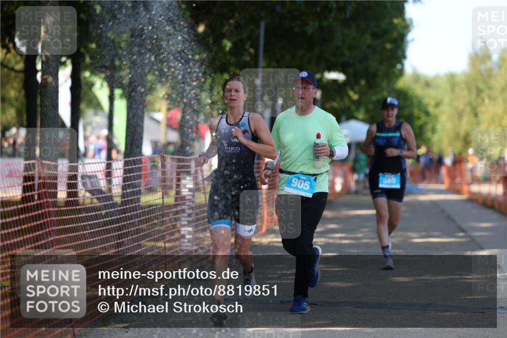 07.09.2025 - 19. Norderstedt Triathlon Michael Strokosch http://msf.ph/oto/8819851 07.09.2025 15:48:09 Laufen 365, 452, 905 meine-sportfotos.de