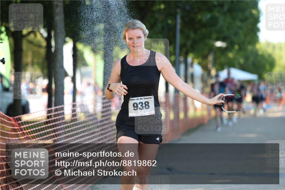 07.09.2025 - 19. Norderstedt Triathlon Michael Strokosch http://msf.ph/oto/8819862 07.09.2025 16:48:46 Laufen 362, 923, 938, 1103, 1444 meine-sportfotos.de