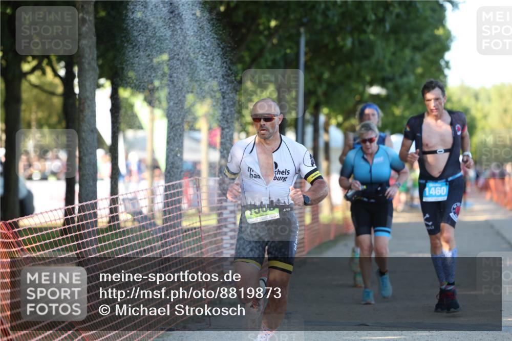 07.09.2025 - 19. Norderstedt Triathlon Michael Strokosch http://msf.ph/oto/8819873 07.09.2025 16:48:59 Laufen 882, 914, 1053, 1108, 1448, 1460, 1551, 1588 meine-sportfotos.de