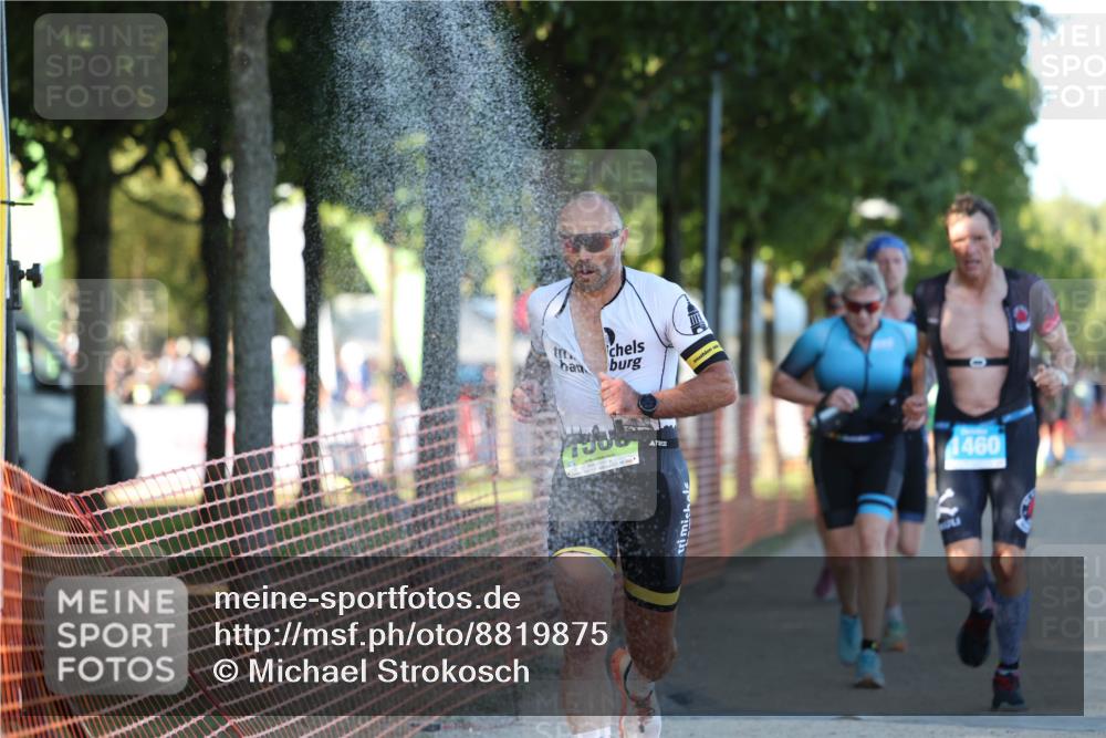 07.09.2025 - 19. Norderstedt Triathlon Michael Strokosch http://msf.ph/oto/8819875 07.09.2025 16:49:00 Laufen 882, 914, 1053, 1108, 1448, 1460, 1551, 1588 meine-sportfotos.de
