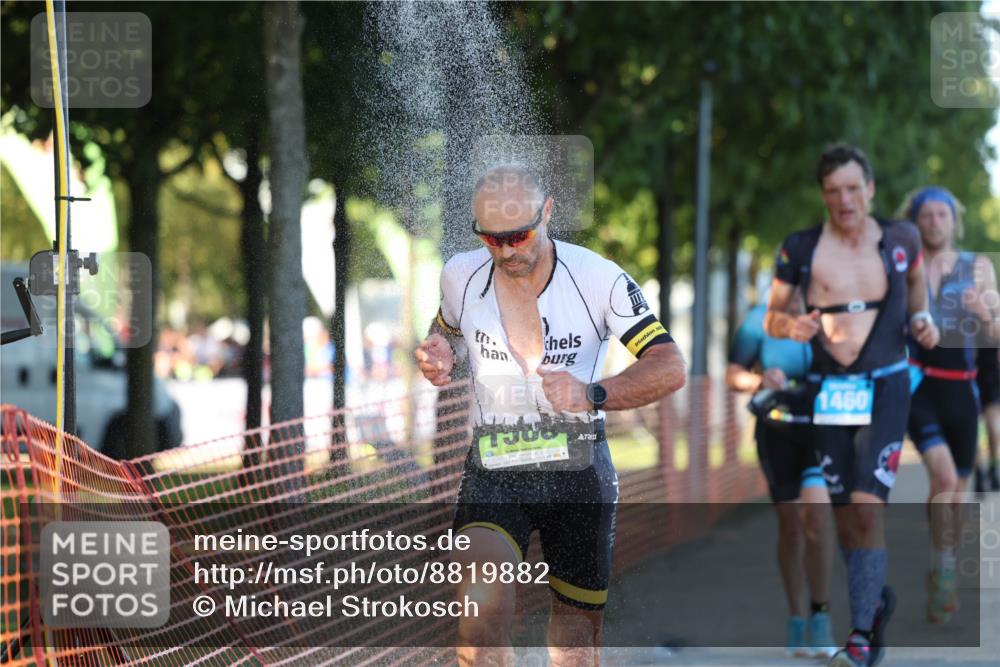 07.09.2025 - 19. Norderstedt Triathlon Michael Strokosch http://msf.ph/oto/8819882 07.09.2025 16:49:00 Laufen 882, 914, 1053, 1108, 1448, 1460, 1551, 1588 meine-sportfotos.de