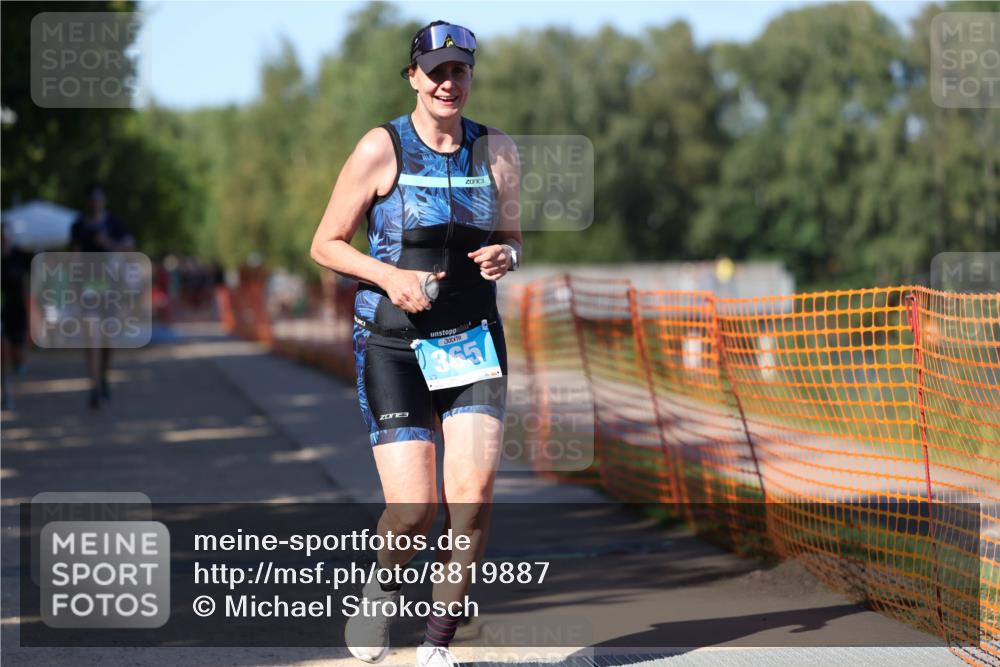 07.09.2025 - 19. Norderstedt Triathlon Michael Strokosch http://msf.ph/oto/8819887 07.09.2025 15:48:12 Laufen 365, 452, 472, 905, 1511 meine-sportfotos.de