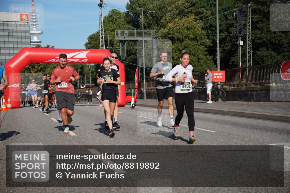 07.09.2025 - BARMER Alsterlauf Yannick Fuchs http://msf.ph/oto/8819892 07.09.2025 09:44:35 Laufen 4795, 4158, 555, 4453 meine-sportfotos.de