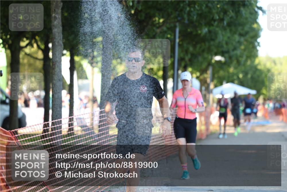07.09.2025 - 19. Norderstedt Triathlon Michael Strokosch http://msf.ph/oto/8819900 07.09.2025 16:49:06 Laufen 882, 914, 1448, 1574 meine-sportfotos.de