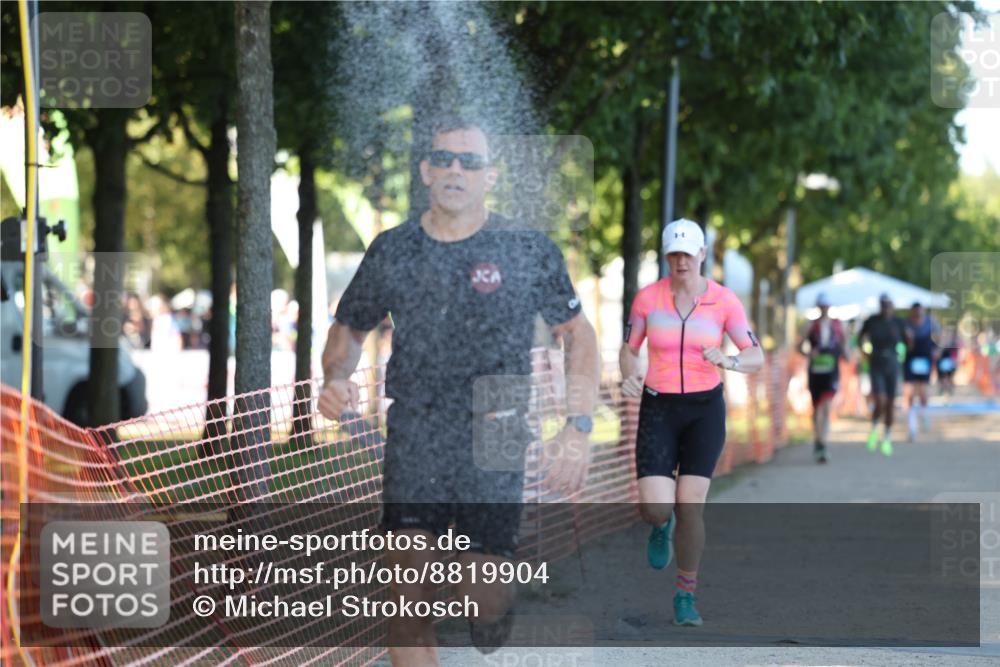 07.09.2025 - 19. Norderstedt Triathlon Michael Strokosch http://msf.ph/oto/8819904 07.09.2025 16:49:06 Laufen 882, 914, 1448, 1574 meine-sportfotos.de