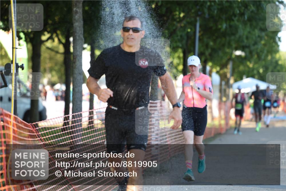 07.09.2025 - 19. Norderstedt Triathlon Michael Strokosch http://msf.ph/oto/8819905 07.09.2025 16:49:06 Laufen 882, 914, 1448, 1574 meine-sportfotos.de