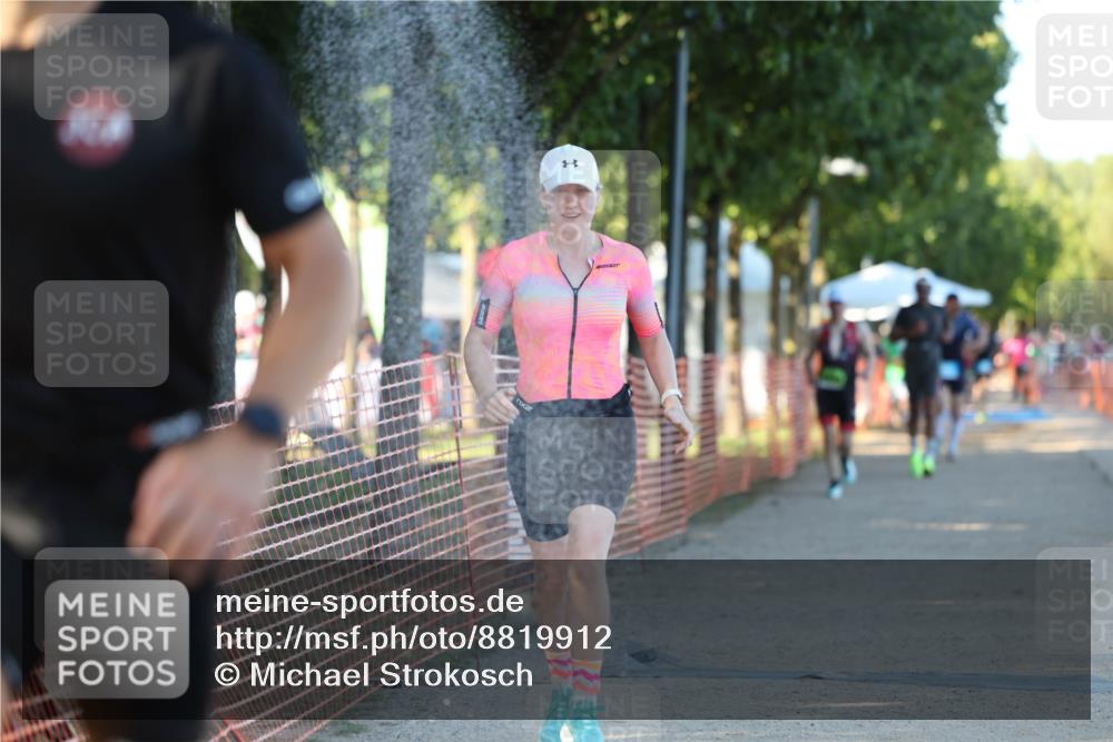 07.09.2025 - 19. Norderstedt Triathlon Michael Strokosch http://msf.ph/oto/8819912 07.09.2025 16:49:07 Laufen 914, 1448, 1574 meine-sportfotos.de