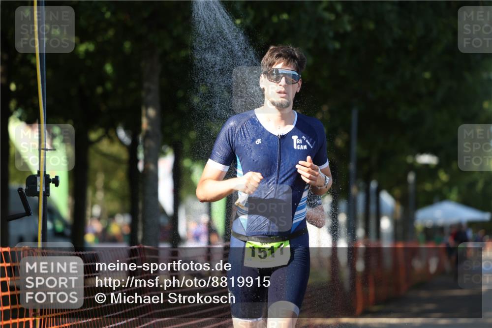 07.09.2025 - 19. Norderstedt Triathlon Michael Strokosch http://msf.ph/oto/8819915 07.09.2025 15:48:19 Laufen 472, 1511 meine-sportfotos.de