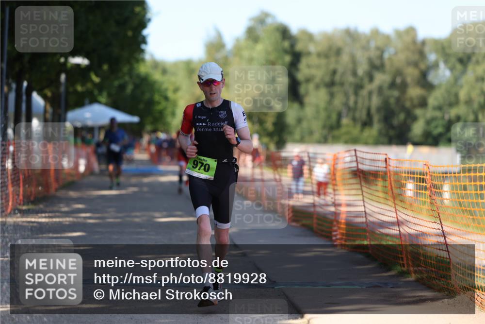 07.09.2025 - 19. Norderstedt Triathlon Michael Strokosch http://msf.ph/oto/8819928 07.09.2025 15:48:27 Laufen 1404 meine-sportfotos.de