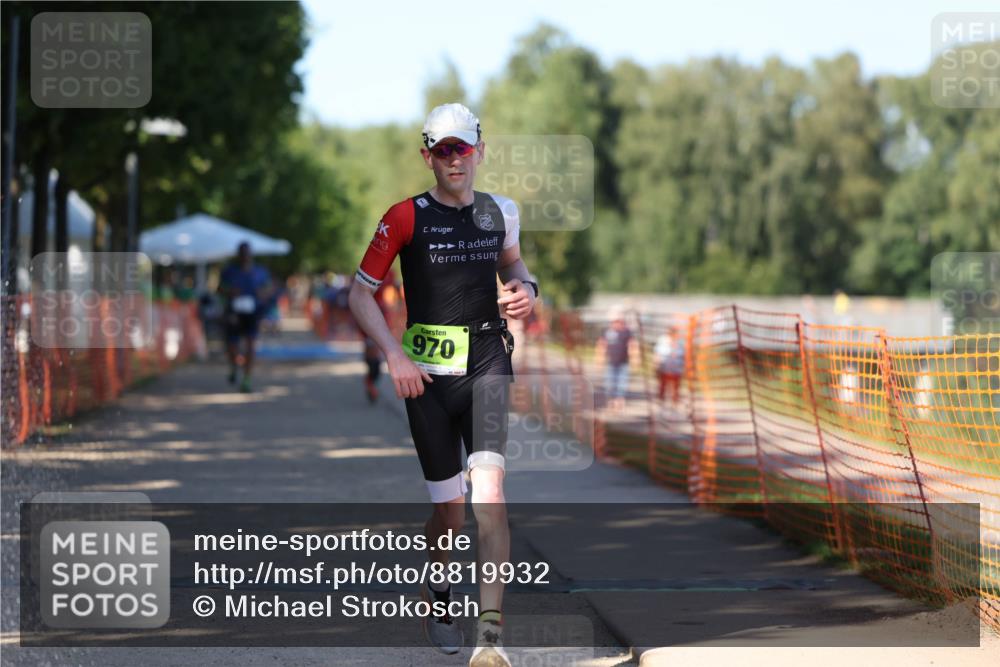 07.09.2025 - 19. Norderstedt Triathlon Michael Strokosch http://msf.ph/oto/8819932 07.09.2025 15:48:27 Laufen 1404 meine-sportfotos.de