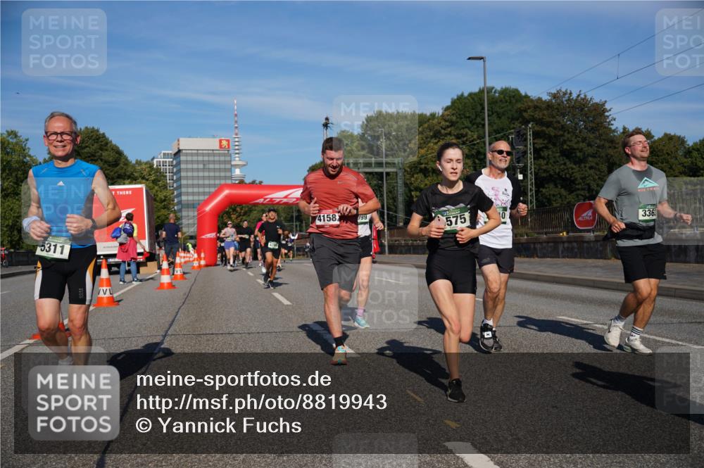 07.09.2025 - BARMER Alsterlauf Yannick Fuchs http://msf.ph/oto/8819943 07.09.2025 09:44:37 Laufen 5311, 4795, 4158, 99, 575, 3363 meine-sportfotos.de