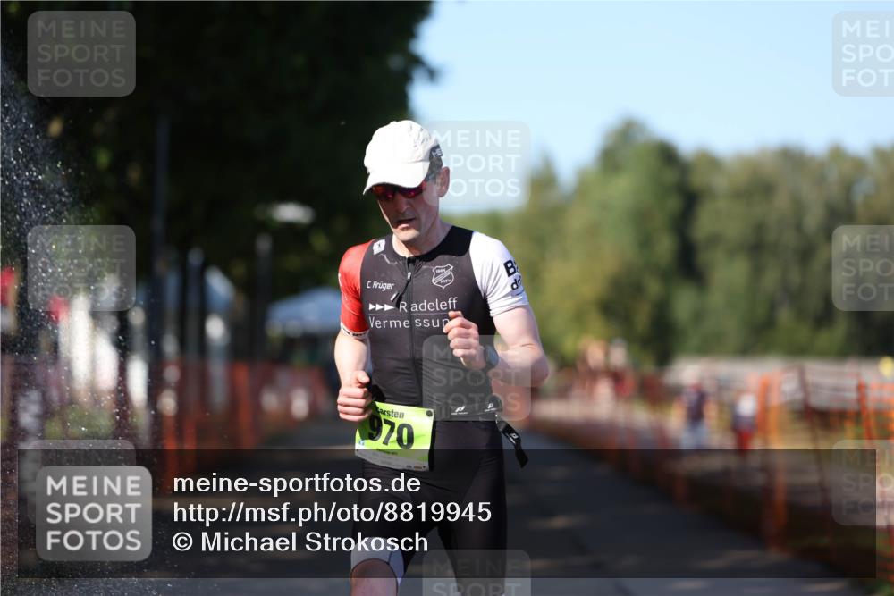 07.09.2025 - 19. Norderstedt Triathlon Michael Strokosch http://msf.ph/oto/8819945 07.09.2025 15:48:28 Laufen 1404 meine-sportfotos.de