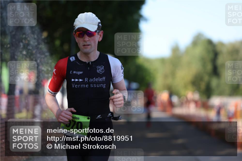 07.09.2025 - 19. Norderstedt Triathlon Michael Strokosch http://msf.ph/oto/8819951 07.09.2025 15:48:28 Laufen 1404 meine-sportfotos.de