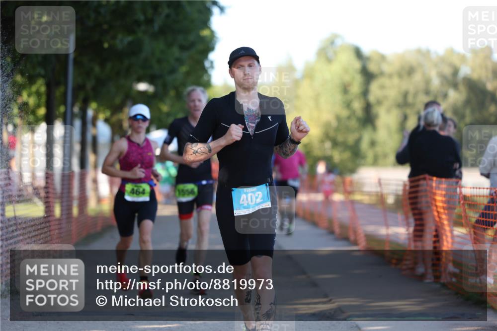 07.09.2025 - 19. Norderstedt Triathlon Michael Strokosch http://msf.ph/oto/8819973 07.09.2025 16:49:25 Laufen 425, 950, 1556 meine-sportfotos.de
