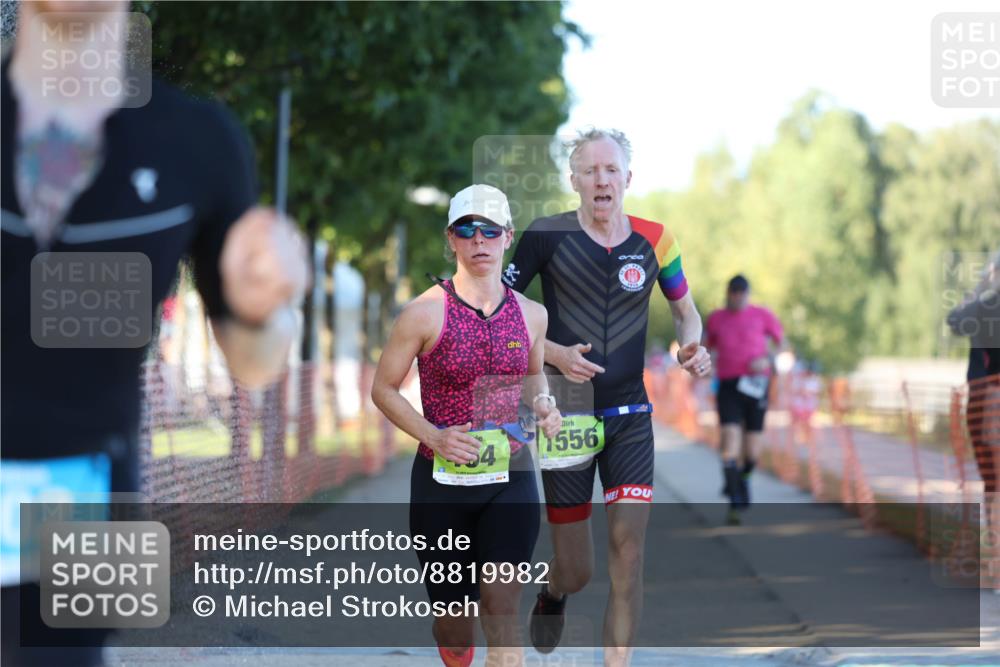07.09.2025 - 19. Norderstedt Triathlon Michael Strokosch http://msf.ph/oto/8819982 07.09.2025 16:49:27 Laufen 425, 878, 950, 1556 meine-sportfotos.de