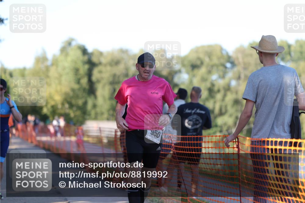 07.09.2025 - 19. Norderstedt Triathlon Michael Strokosch http://msf.ph/oto/8819992 07.09.2025 16:49:31 Laufen 425, 878, 950, 1556 meine-sportfotos.de