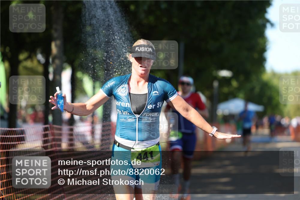 07.09.2025 - 19. Norderstedt Triathlon Michael Strokosch http://msf.ph/oto/8820062 07.09.2025 15:48:50 Laufen 441, 1408, 1496 meine-sportfotos.de