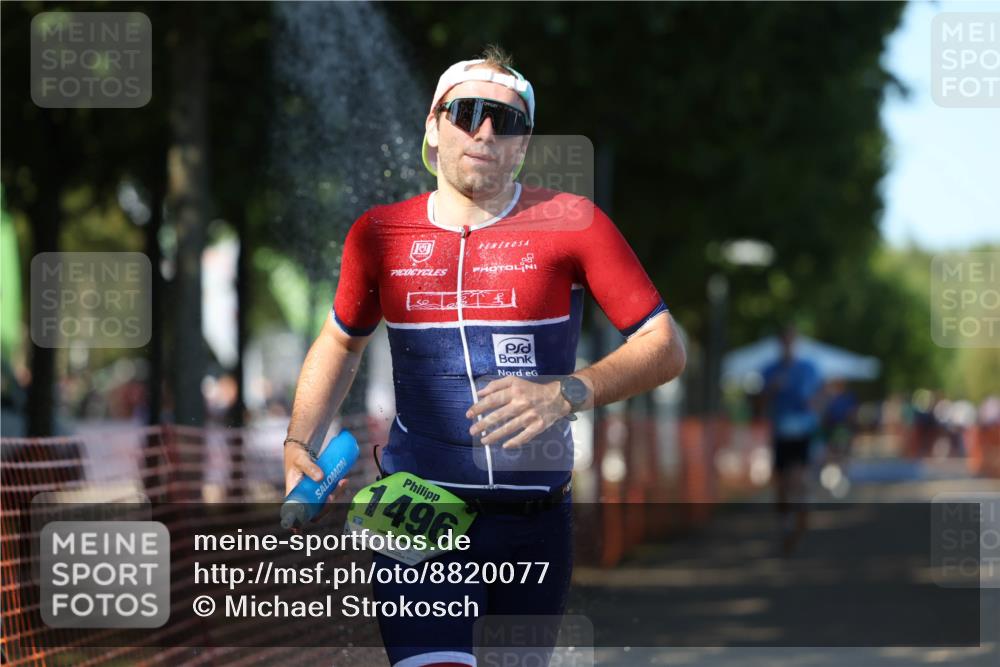07.09.2025 - 19. Norderstedt Triathlon Michael Strokosch http://msf.ph/oto/8820077 07.09.2025 15:48:53 Laufen 441, 1408, 1496 meine-sportfotos.de