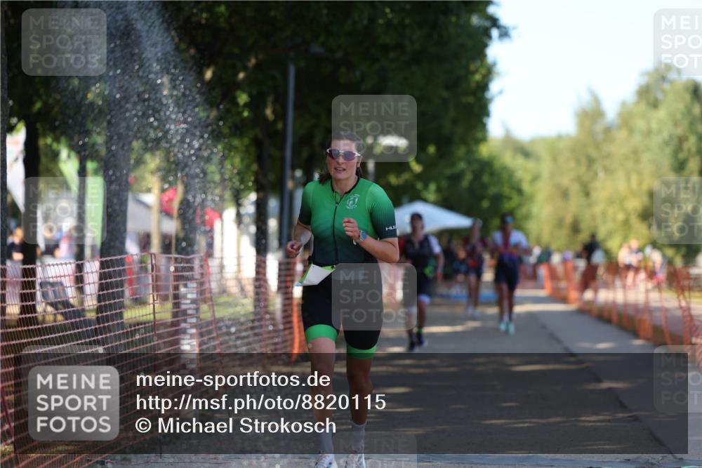 07.09.2025 - 19. Norderstedt Triathlon Michael Strokosch http://msf.ph/oto/8820115 07.09.2025 15:49:20 Laufen 407, 475, 968, 1495 meine-sportfotos.de