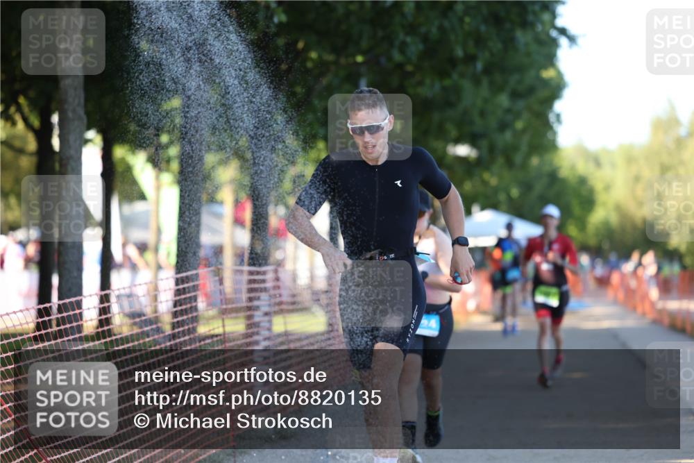 07.09.2025 - 19. Norderstedt Triathlon Michael Strokosch http://msf.ph/oto/8820135 07.09.2025 16:50:33 Laufen 372, 1061 meine-sportfotos.de