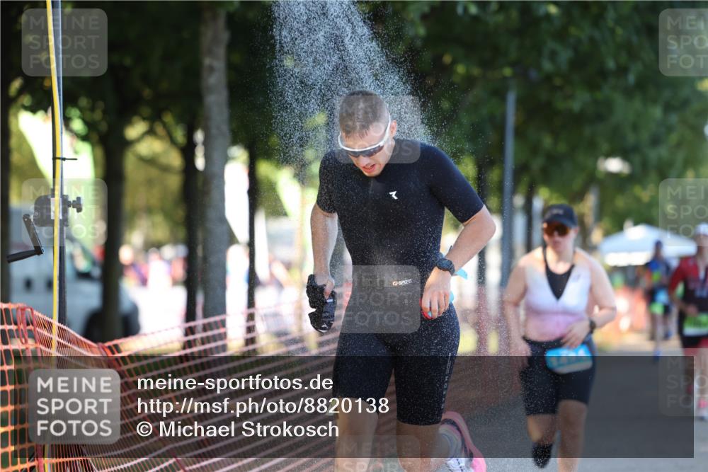 07.09.2025 - 19. Norderstedt Triathlon Michael Strokosch http://msf.ph/oto/8820138 07.09.2025 16:50:33 Laufen 372, 1061 meine-sportfotos.de