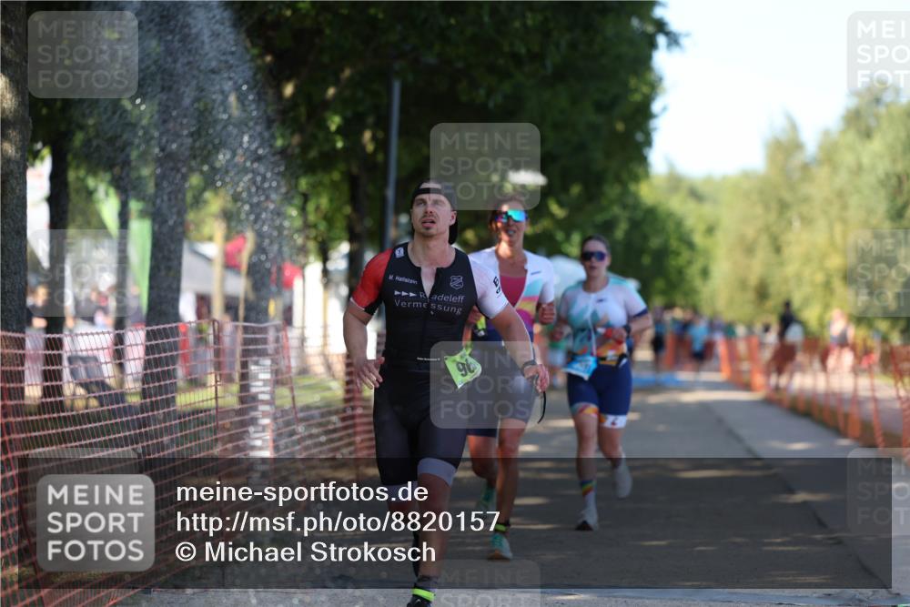 07.09.2025 - 19. Norderstedt Triathlon Michael Strokosch http://msf.ph/oto/8820157 07.09.2025 15:49:26 Laufen 407, 438, 475, 968 meine-sportfotos.de