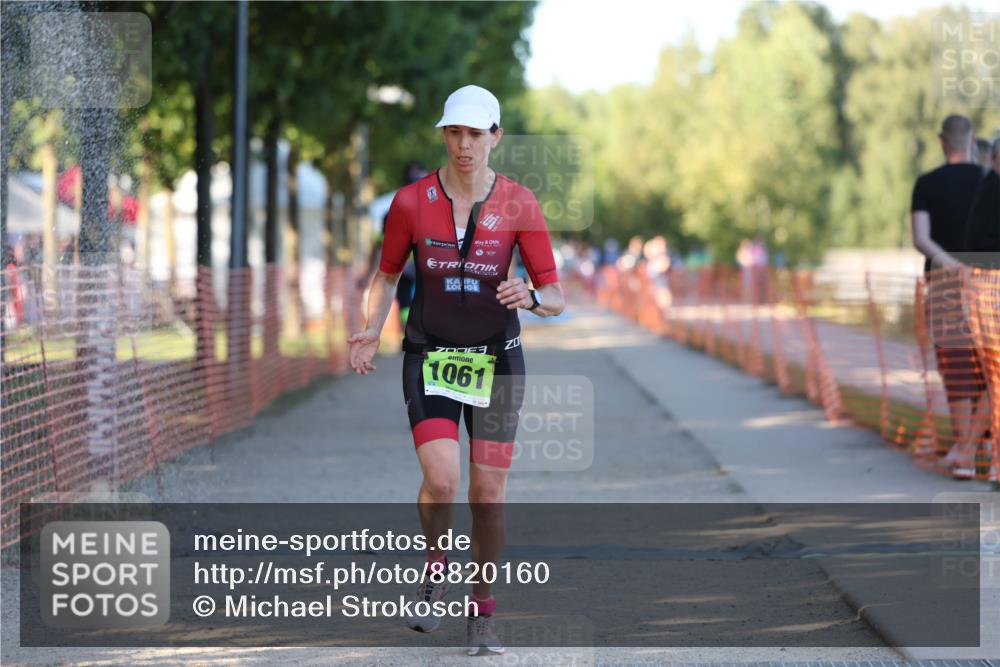 07.09.2025 - 19. Norderstedt Triathlon Michael Strokosch http://msf.ph/oto/8820160 07.09.2025 16:50:37 Laufen 372, 1061 meine-sportfotos.de