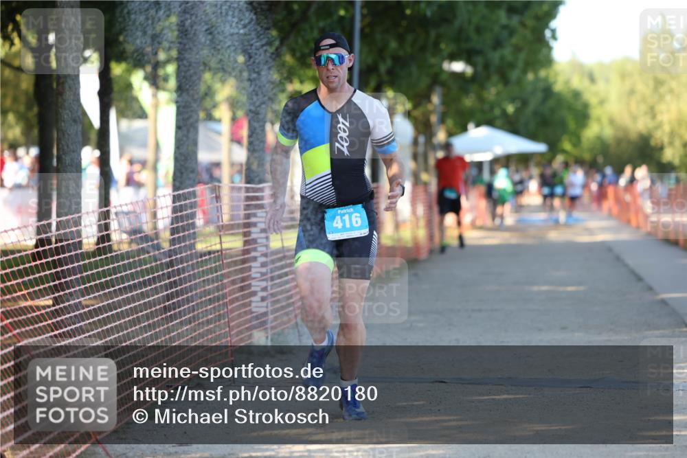 07.09.2025 - 19. Norderstedt Triathlon Michael Strokosch http://msf.ph/oto/8820180 07.09.2025 16:50:40 Laufen 1061 meine-sportfotos.de
