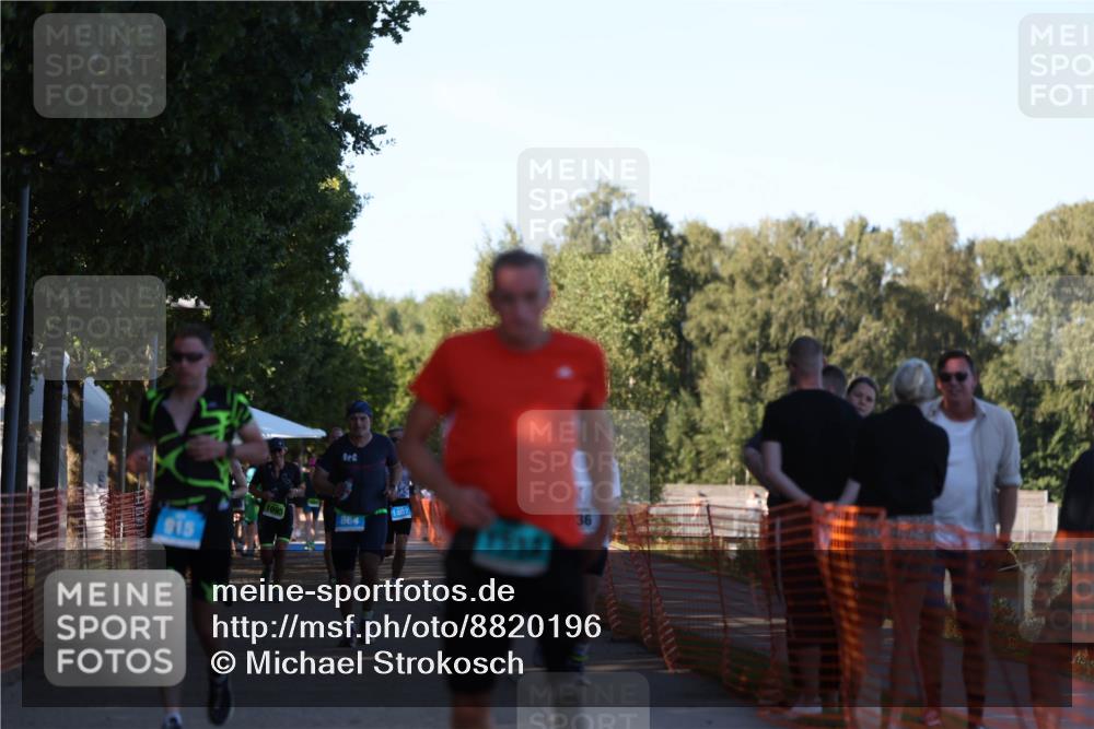 07.09.2025 - 19. Norderstedt Triathlon Michael Strokosch http://msf.ph/oto/8820196 07.09.2025 16:50:59 Laufen 864, 915, 936, 941, 1407, 1513 meine-sportfotos.de