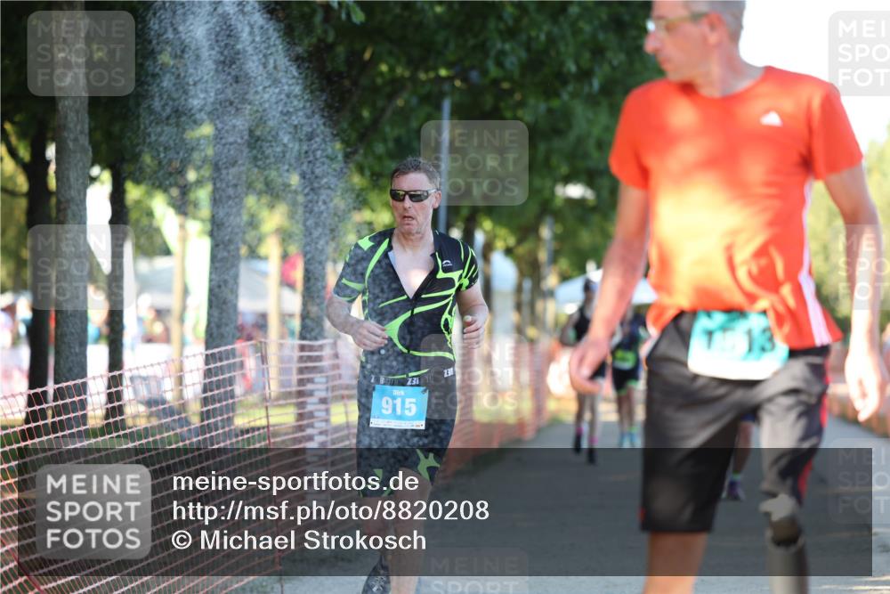 07.09.2025 - 19. Norderstedt Triathlon Michael Strokosch http://msf.ph/oto/8820208 07.09.2025 16:51:01 Laufen 864, 915, 936, 941, 1095, 1407, 1513 meine-sportfotos.de