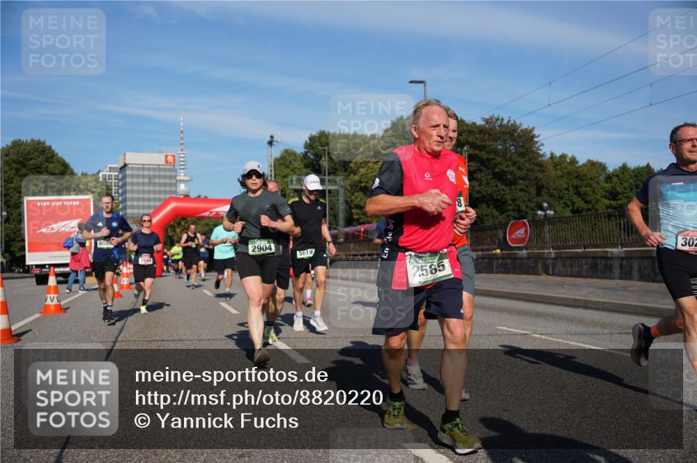 07.09.2025 - BARMER Alsterlauf Yannick Fuchs http://msf.ph/oto/8820220 07.09.2025 09:44:50 Laufen 8085, 2904, 2549, 5619, 8, 2565, 302 meine-sportfotos.de