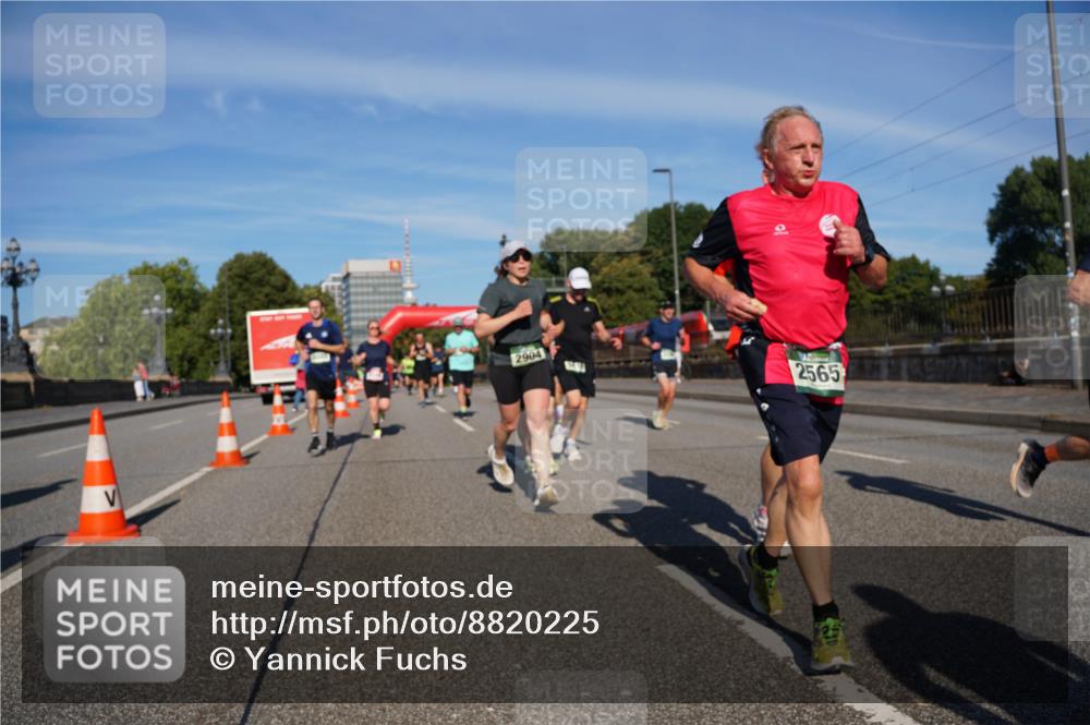 07.09.2025 - BARMER Alsterlauf Yannick Fuchs http://msf.ph/oto/8820225 07.09.2025 09:44:50 Laufen 2904, 2565 meine-sportfotos.de