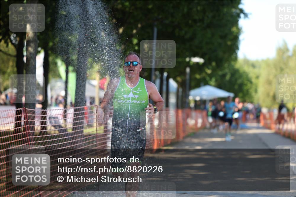 07.09.2025 - 19. Norderstedt Triathlon Michael Strokosch http://msf.ph/oto/8820226 07.09.2025 15:49:35 Laufen 430, 438 meine-sportfotos.de