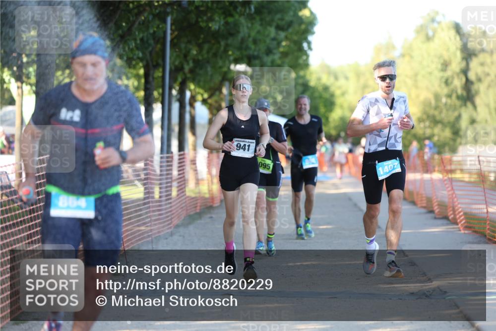 07.09.2025 - 19. Norderstedt Triathlon Michael Strokosch http://msf.ph/oto/8820229 07.09.2025 16:51:06 Laufen 864, 868, 936, 941, 1095, 1407 meine-sportfotos.de