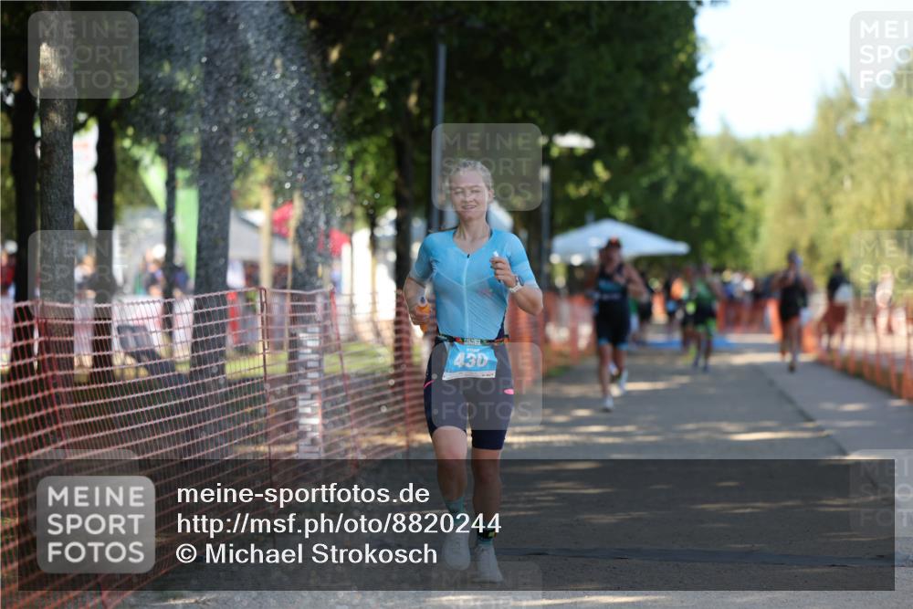 07.09.2025 - 19. Norderstedt Triathlon Michael Strokosch http://msf.ph/oto/8820244 07.09.2025 15:49:42 Laufen 430, 1486 meine-sportfotos.de